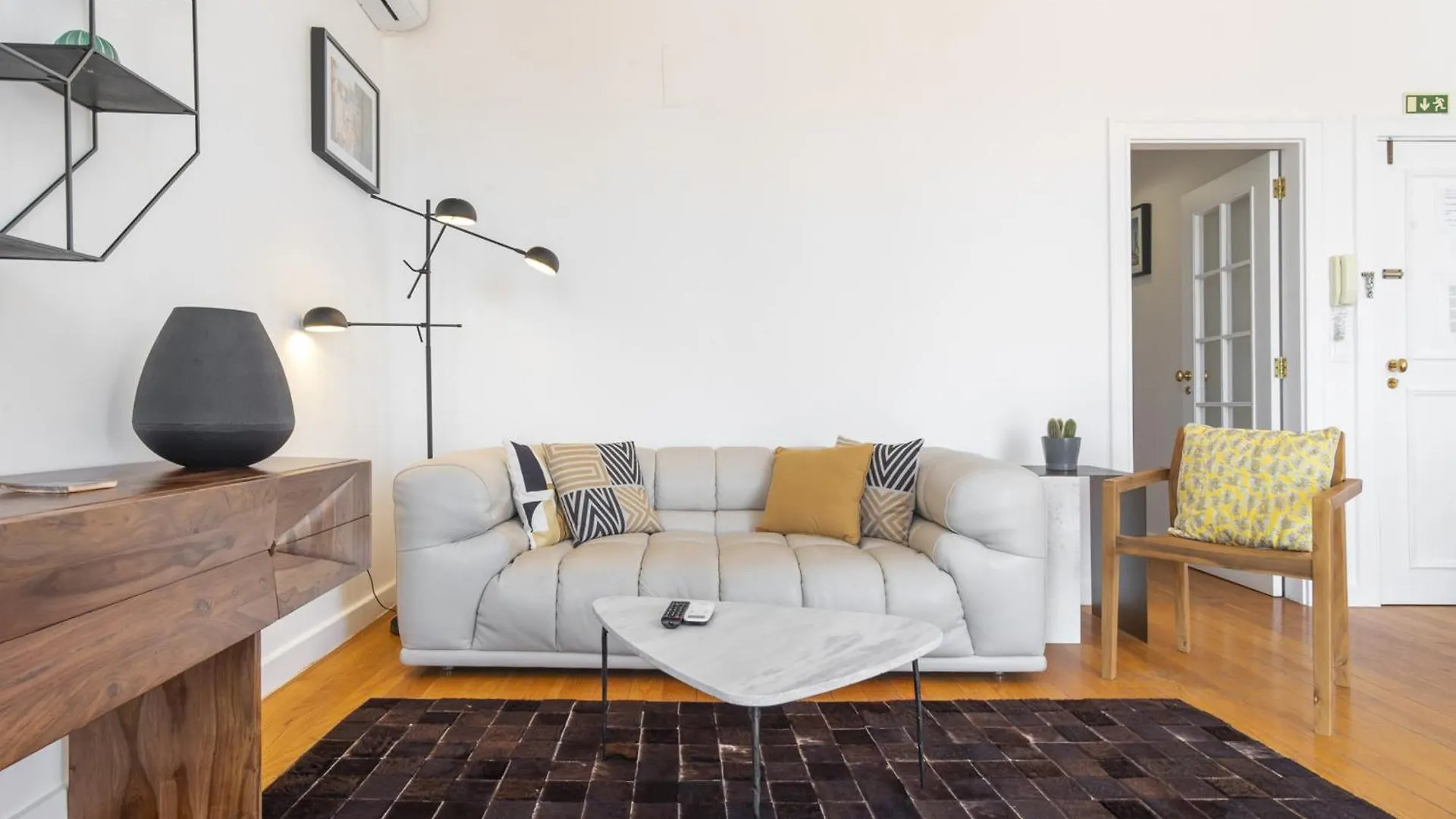 Apartment Lv Premier Bica River View Lisbon Portugal